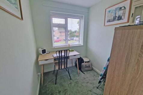 bedroom4.jpg