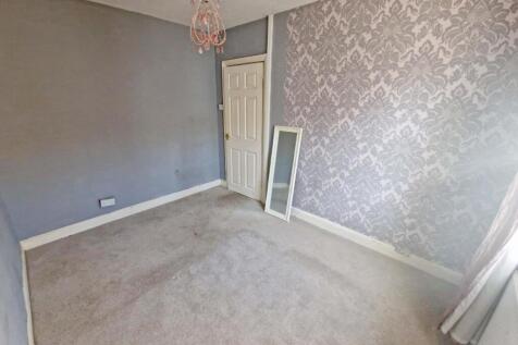 Bedroom2a.jpg