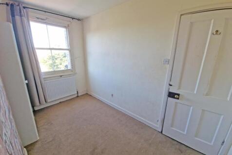 Bedroom3a.jpg