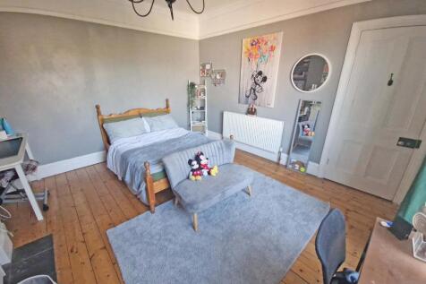 Bedroom2a.jpg