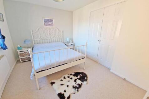 Bedroom2a.jpg
