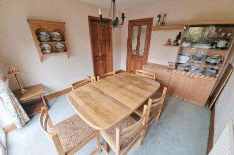 Dining room2.jpg