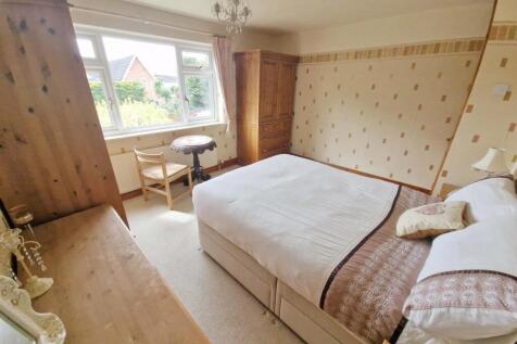 Bedroom1a.jpg