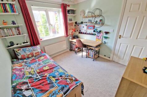 bedroom2.jpg