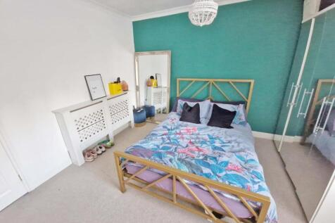 Bedroom1.jpg