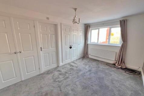 7 Woodleigh bed 1.jpg