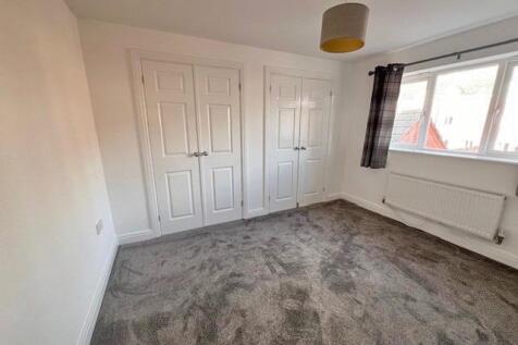 7 Woodleigh bed 2.jpg