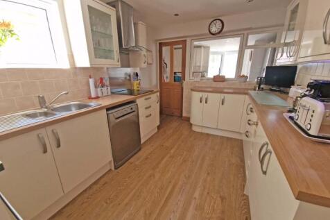 kitchen1.jpg