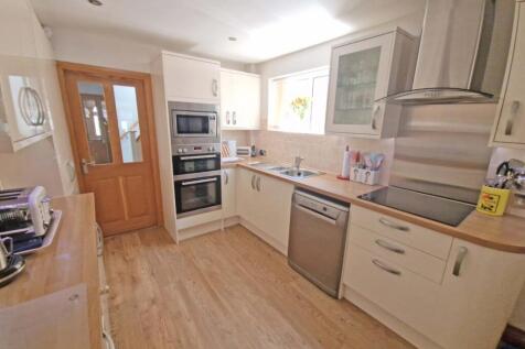 kitchen3.jpg