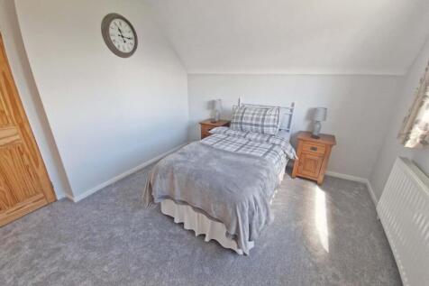 Bedroom2a.jpg