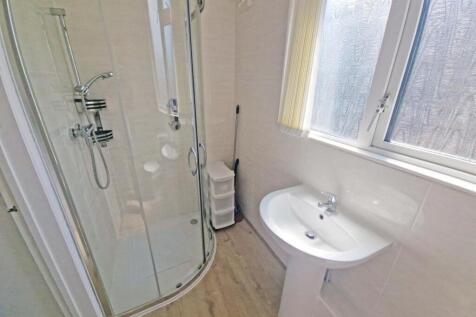 Shower Ensuite.jpg