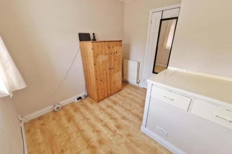 bedroom3a.jpg