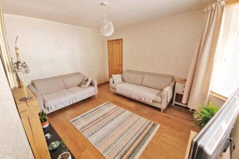 Lounge1.jpg