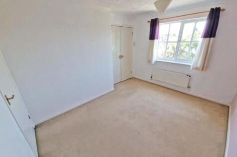Bedroom1.jpg