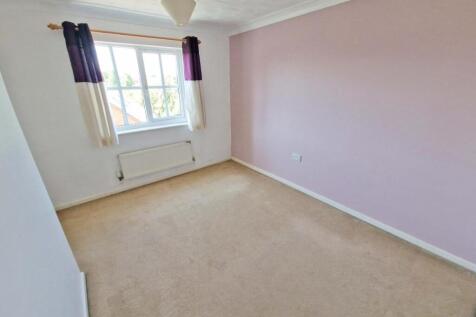 bedroom1b.jpg