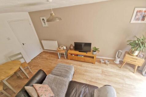 lounge2.jpg