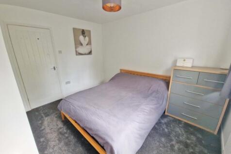 Bedroom1a.jpg