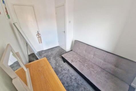 Bedroom2.jpg