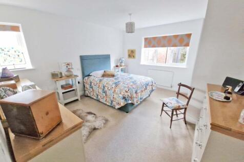 bedroom1c.jpg