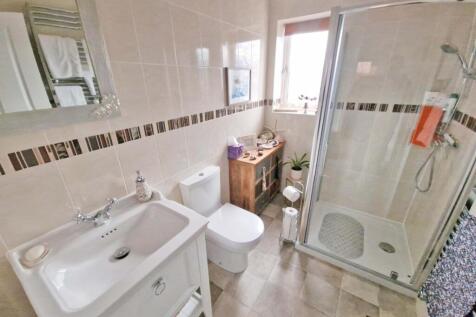 Shower Room.jpg
