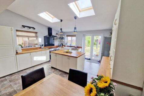 KITCHEN4.jpg