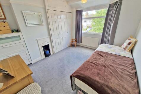 BEDROOM2A.jpg