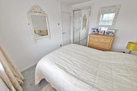 Bedroom2.jpg