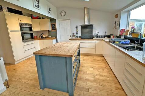 2024-04-16 at 09.jpg