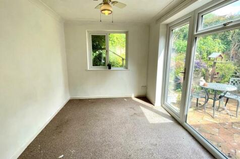 GROUND FLOOR BEDROOM