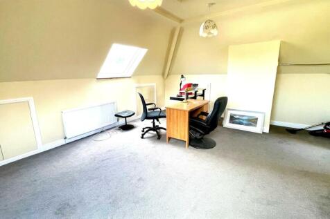 ROOM 1