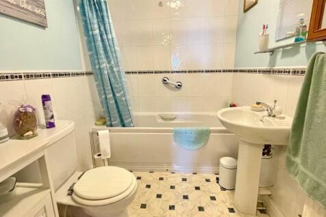 3 PIECE BATHROOM