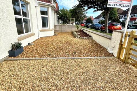 FRONT GARDEN