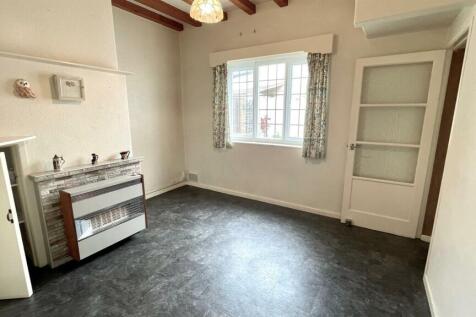 BREAKFAST/ MORNING ROOM