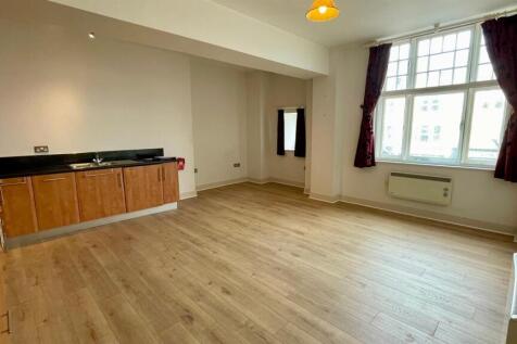 LOUNGE/DINING/KITCHEN