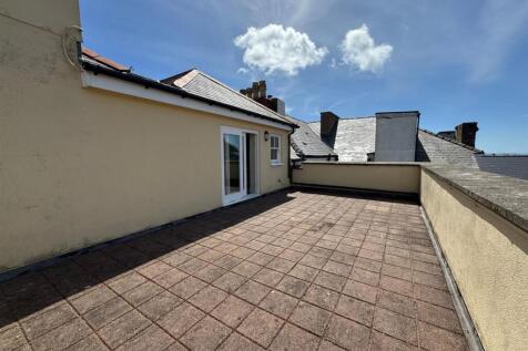 VIEW FROM LARGE ROOF TERRACE