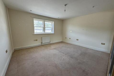 NEW westminster ct 8d bed 2 pic 1.jpg