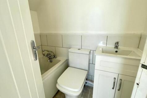 ENSUITE 3 PIECE BATHROOM