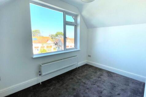BEDROOM 3/STUDY