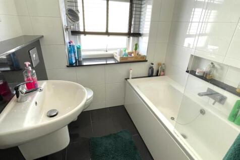 TILED BATHROOM
