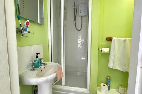 EN-SUITE 1