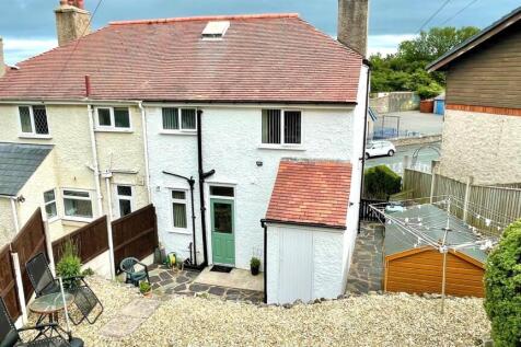 TERRACED REAR GARDEN