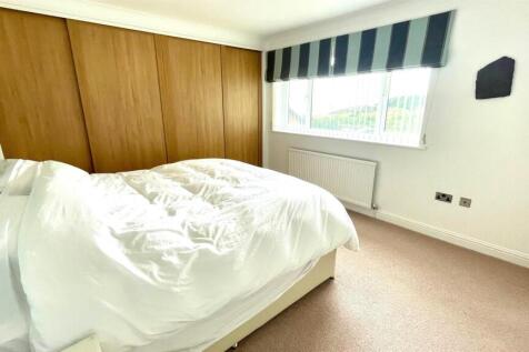 PRINCIPLE BEDROOM