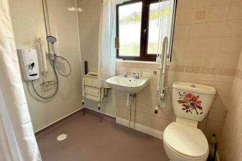 3-PIECE WET ROOM