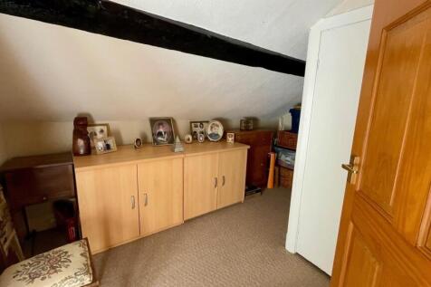 DRESSING ROOM/ STUDY