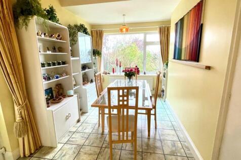 BREAKFAST ROOM