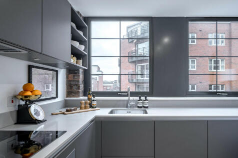 Lockside_ShowFlat...