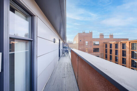 XT408781-HDR(3)-E...