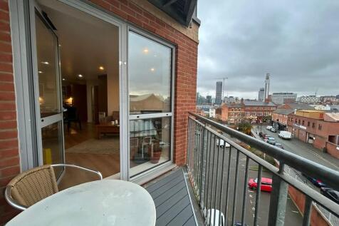 WhatsApp Image 20...