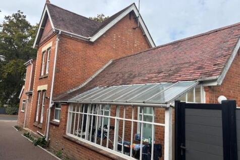 Sandhurst Road (28).jpg