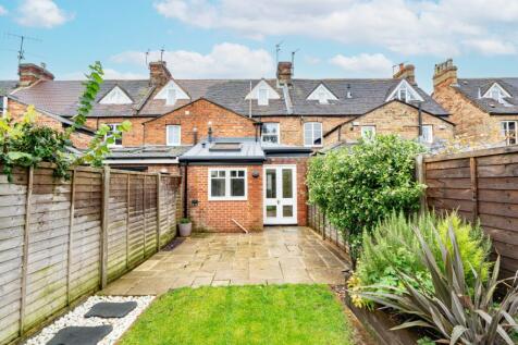 131 Kingston Road 0025